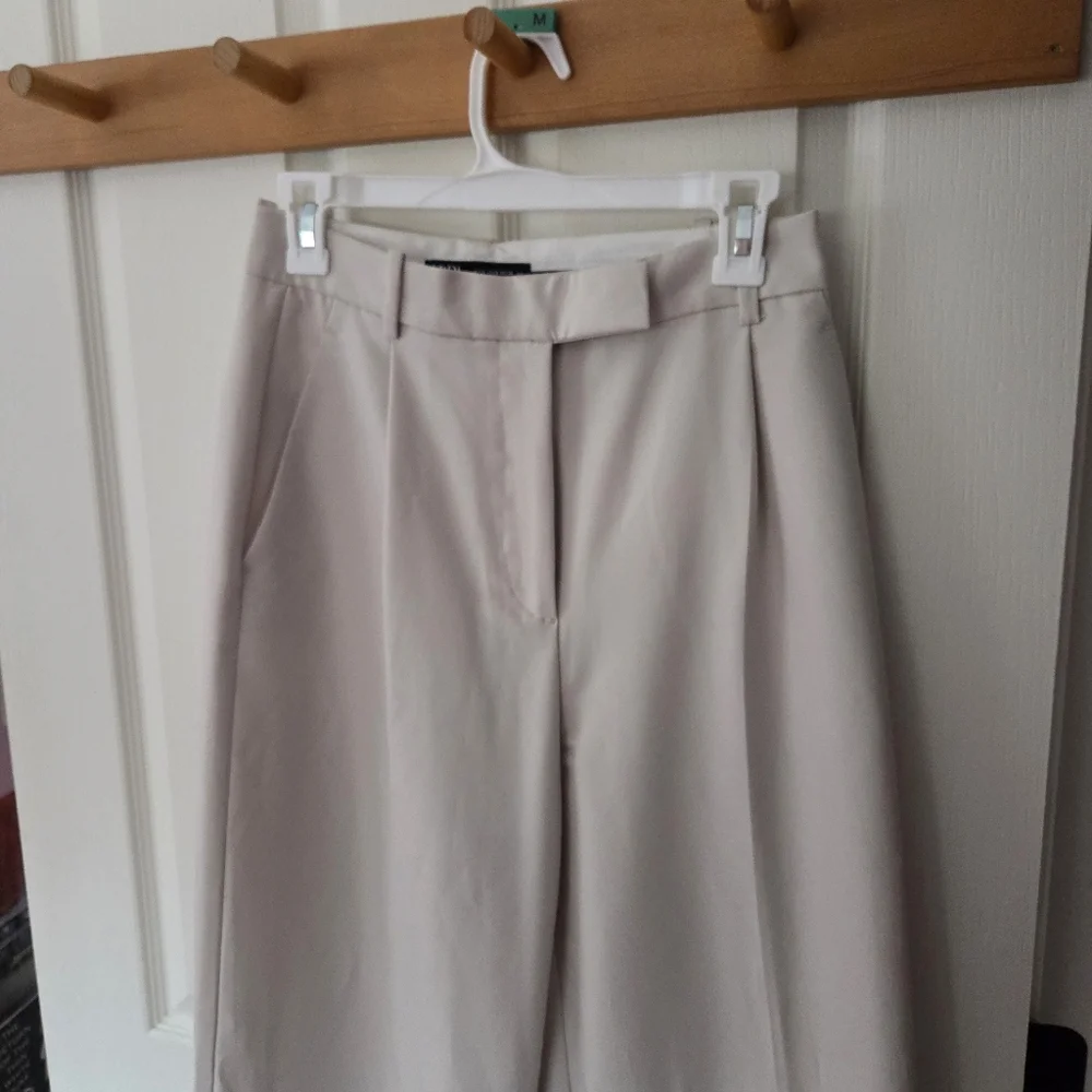 Zara Wide Leg High Waisted Trousers - Picture 5 of 9